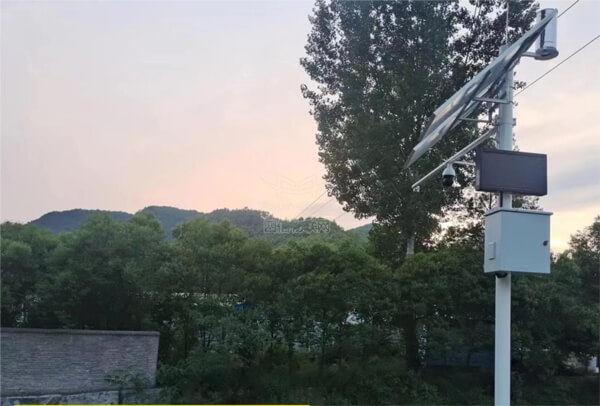 內(nèi)鄉(xiāng)縣2023年度山洪災(zāi)害防治預(yù)警設(shè)施更新維護(hù)項(xiàng)目現(xiàn)場(chǎng)圖3